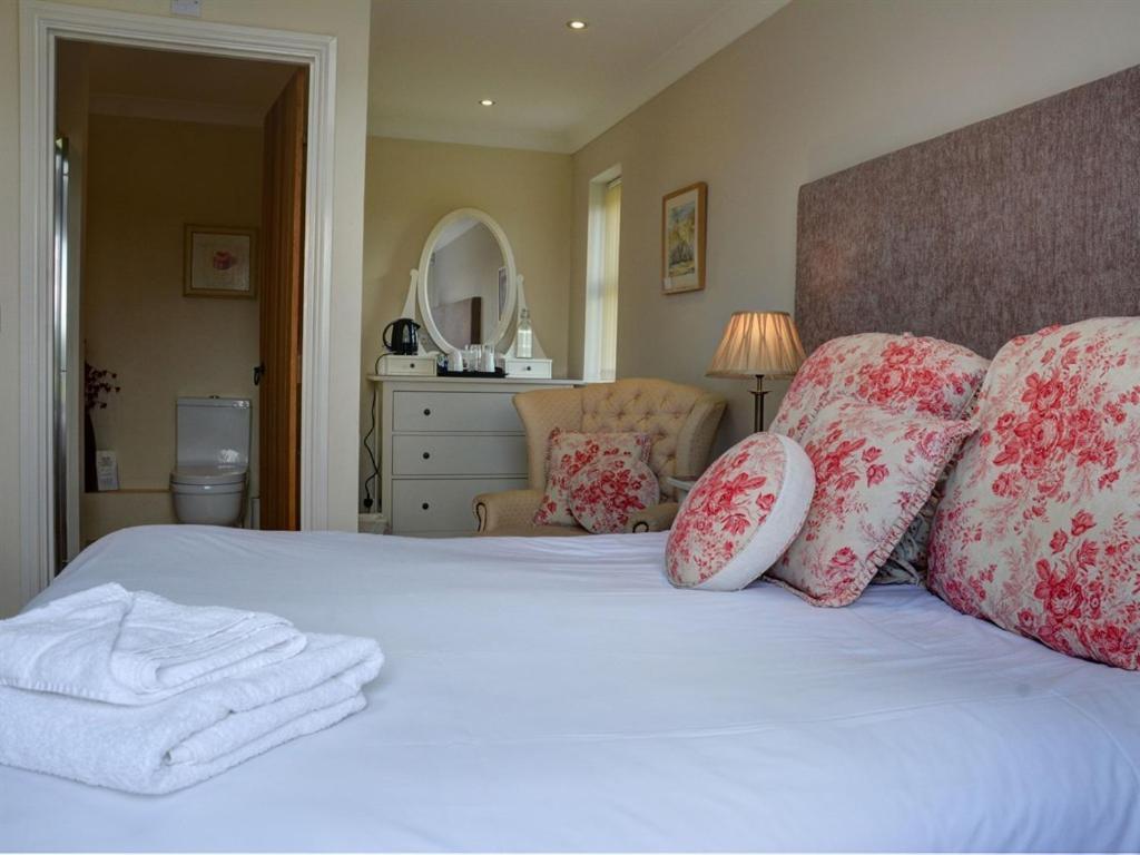 The White Horse View B&B Shrivenham Exterior photo